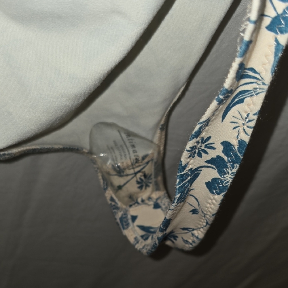 Free People Blue Single Puff Sleeve Floral Bodysuit BNWT - Picture 3 of 5